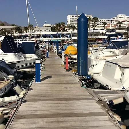 Botel Barco Colon